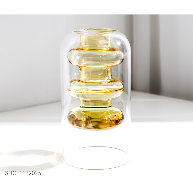 Fargerike vaser i glass