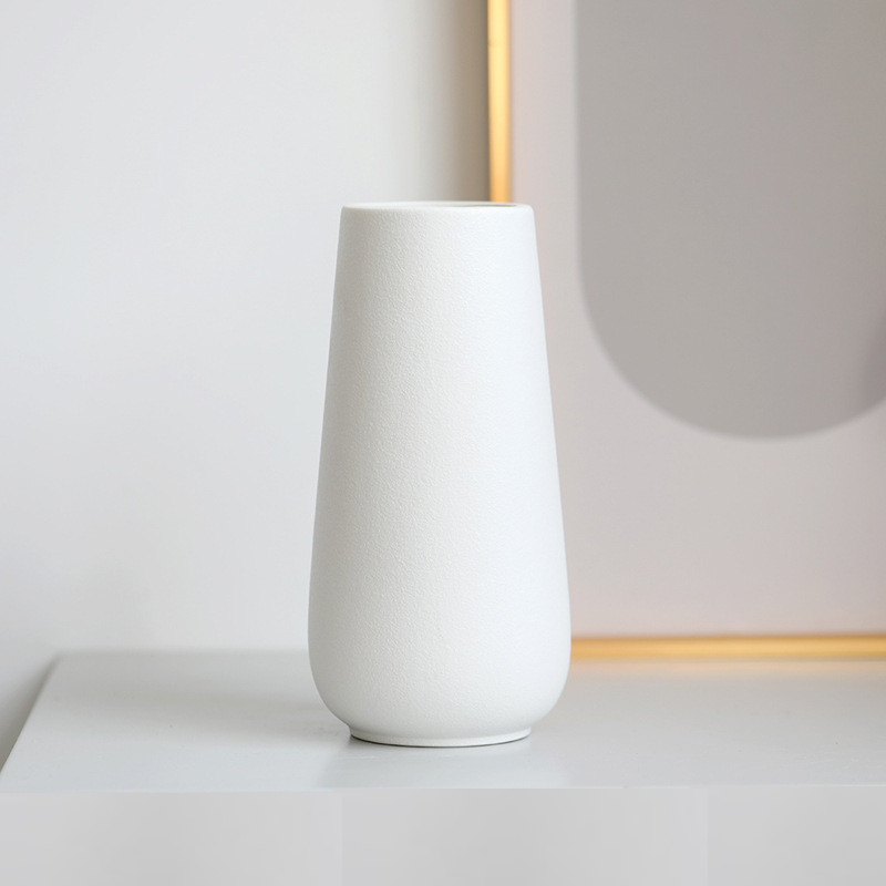 Dekorativ vase i keramikk i sten-kolleksjonen