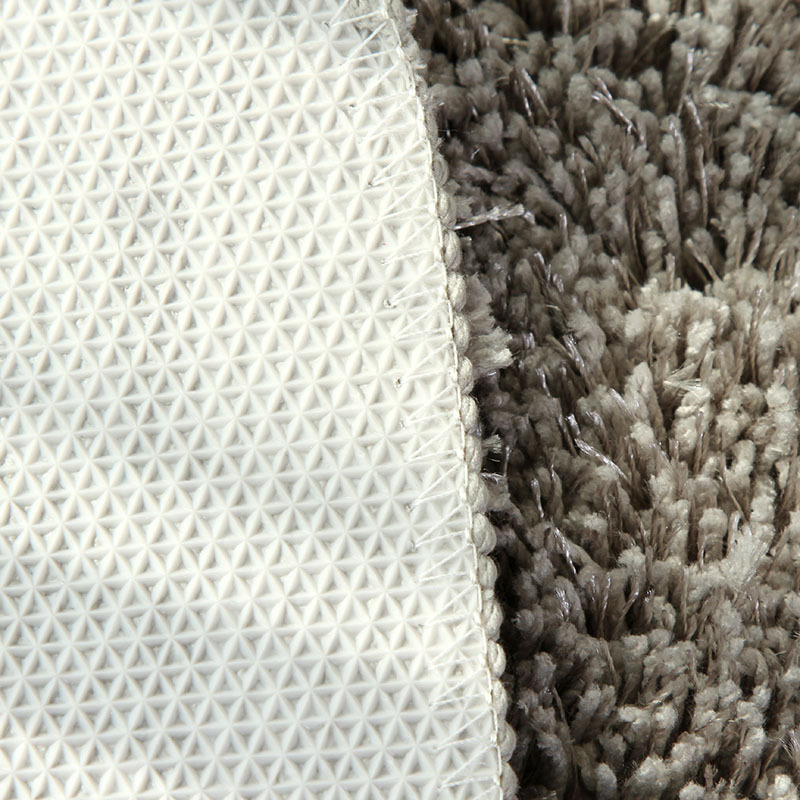 Mønstret gulvmatte i flere farger