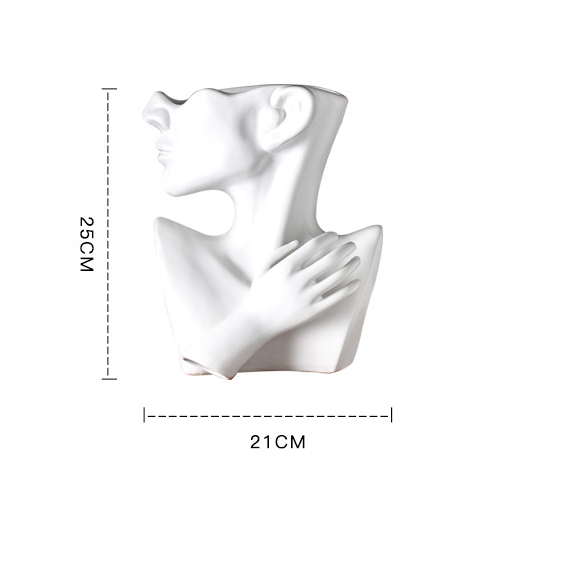 Elegant vase i hvit keramikk