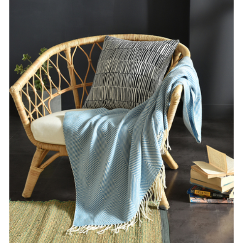 Varme, deilige pledd i 24 varianter