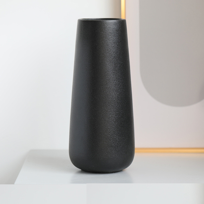 Dekorativ vase i keramikk i sten-kolleksjonen