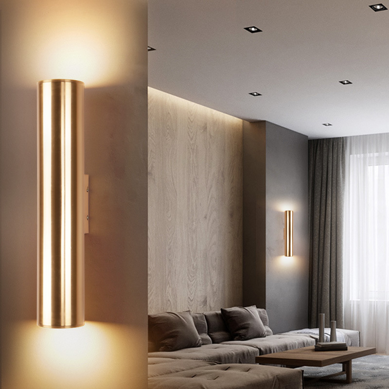 Vintage vegglampe i gullfarget metall