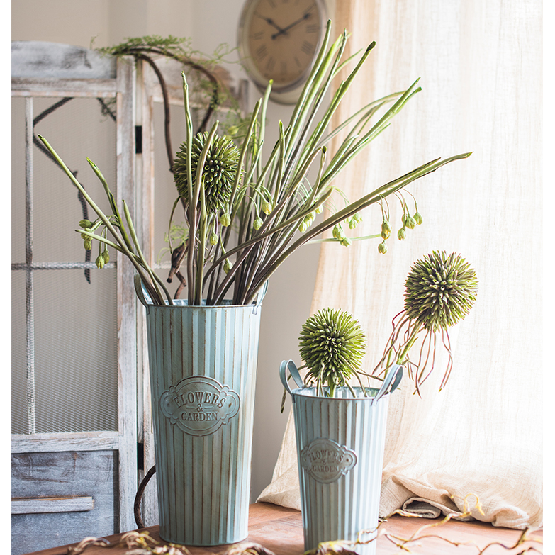 Vintage blomsterpotte i herlig farge