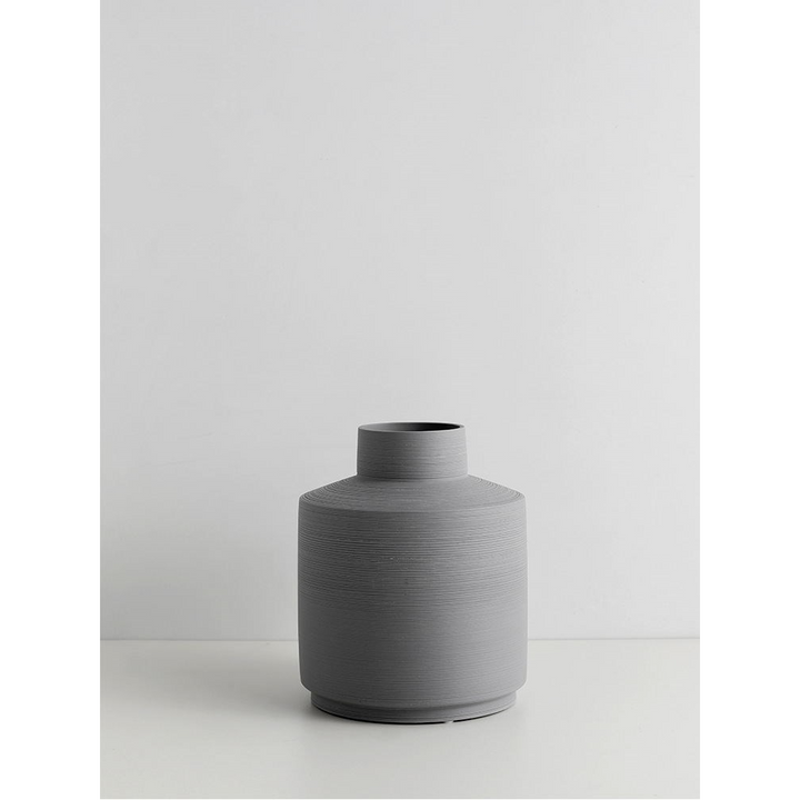 Enkle vaser i keramikk