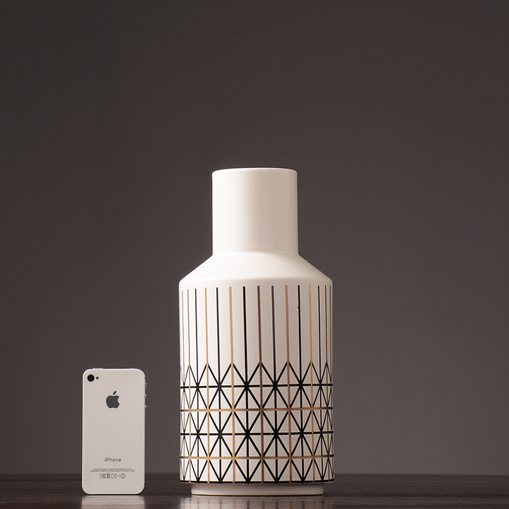 Malte vaser i keramikk