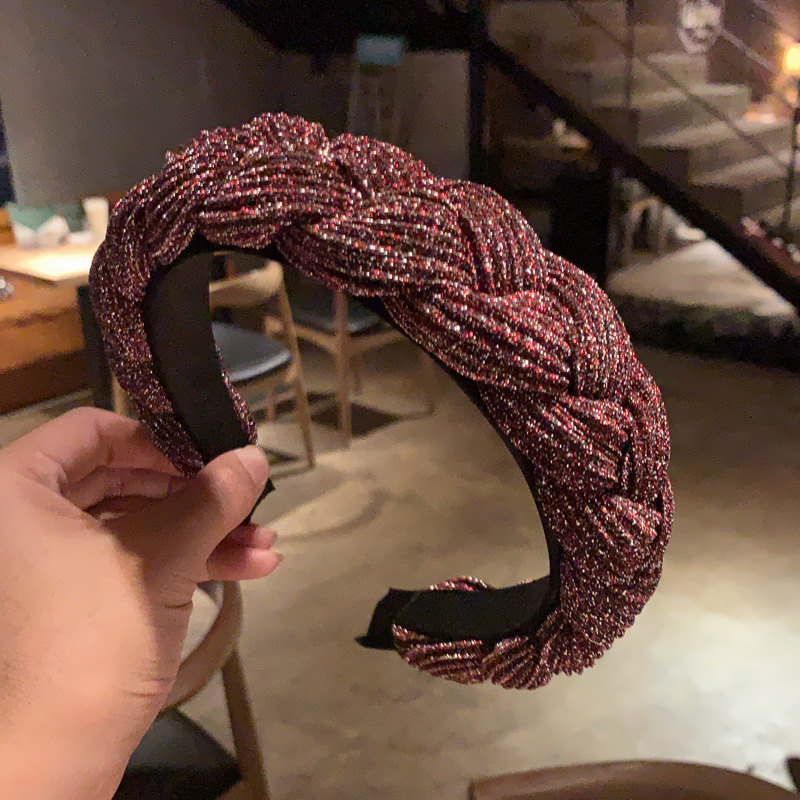 Superpopulær flettet hårbøyle