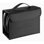 Praktisk, romslig toalettmappe