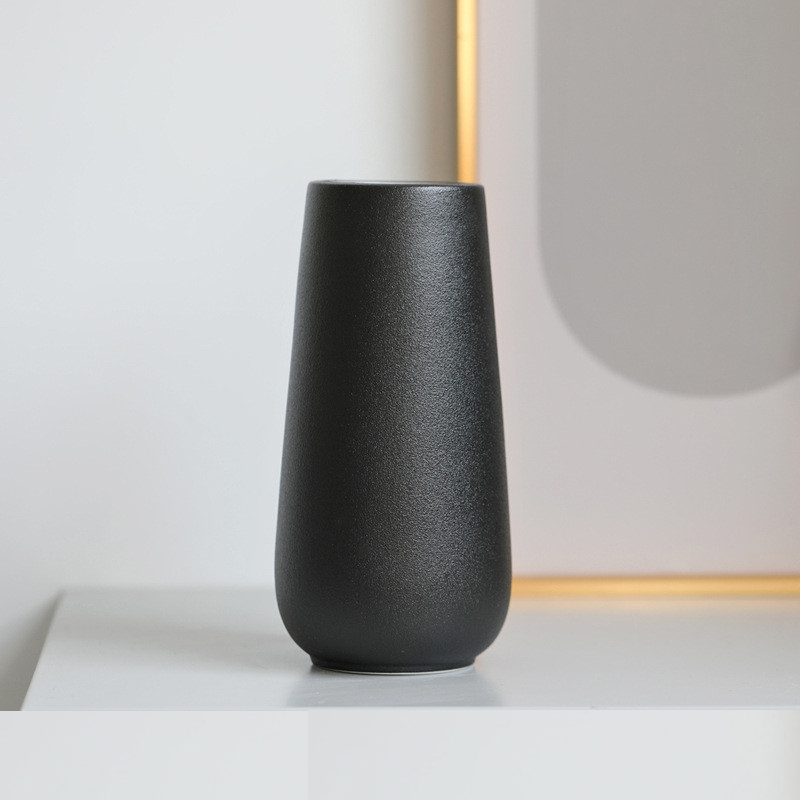 Dekorativ vase i keramikk i sten-kolleksjonen