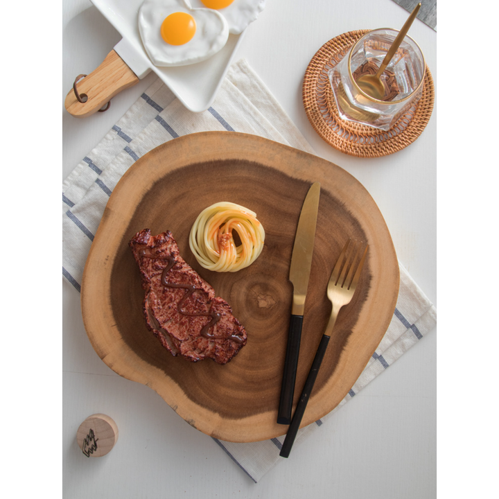 Moderne skjærebrett i akasietre